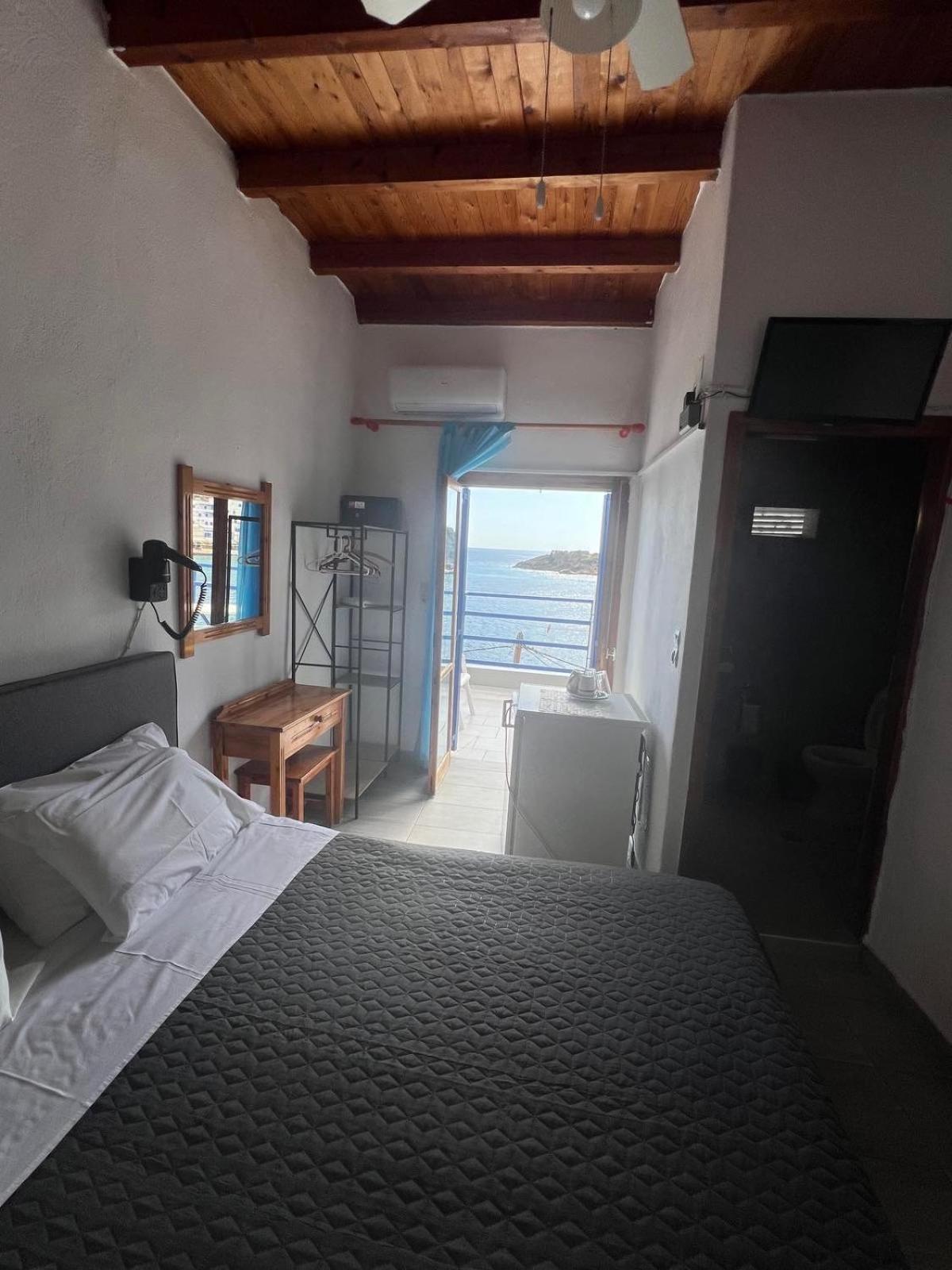 Scirocco Rooms Loutrón Ngoại thất bức ảnh