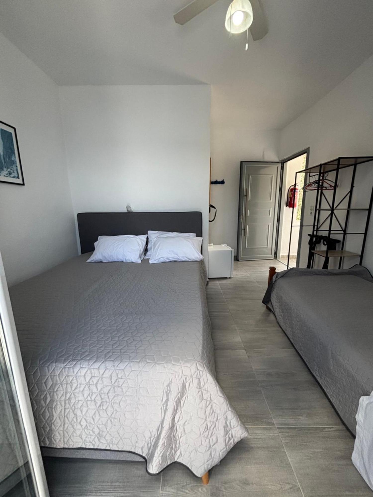 Scirocco Rooms Loutrón Ngoại thất bức ảnh