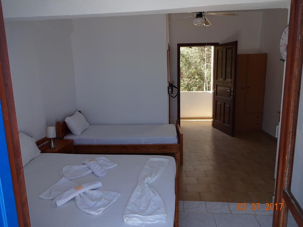 Scirocco Rooms Loutrón Ngoại thất bức ảnh